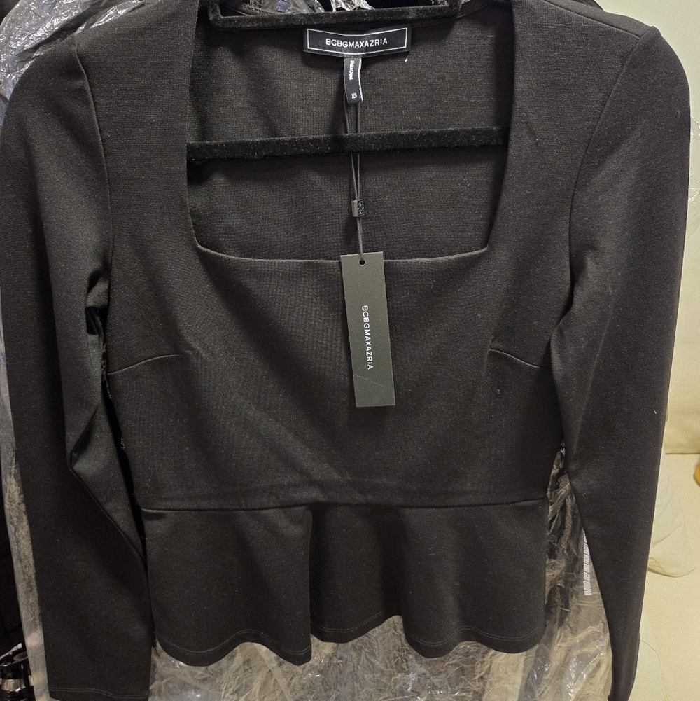 BCBGMaxAzria Elegant Black Long Sleeve Top